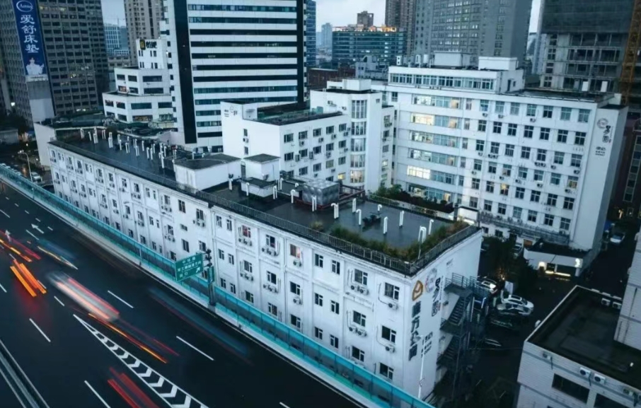 虹口核心！柏航德必易園元宇宙辦公空間招商，享 25% 租金補貼 + 技術扶持